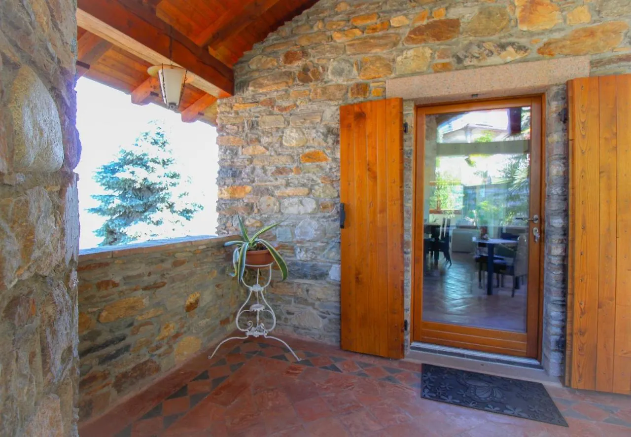Residenza Castellum Apartment Stazzona