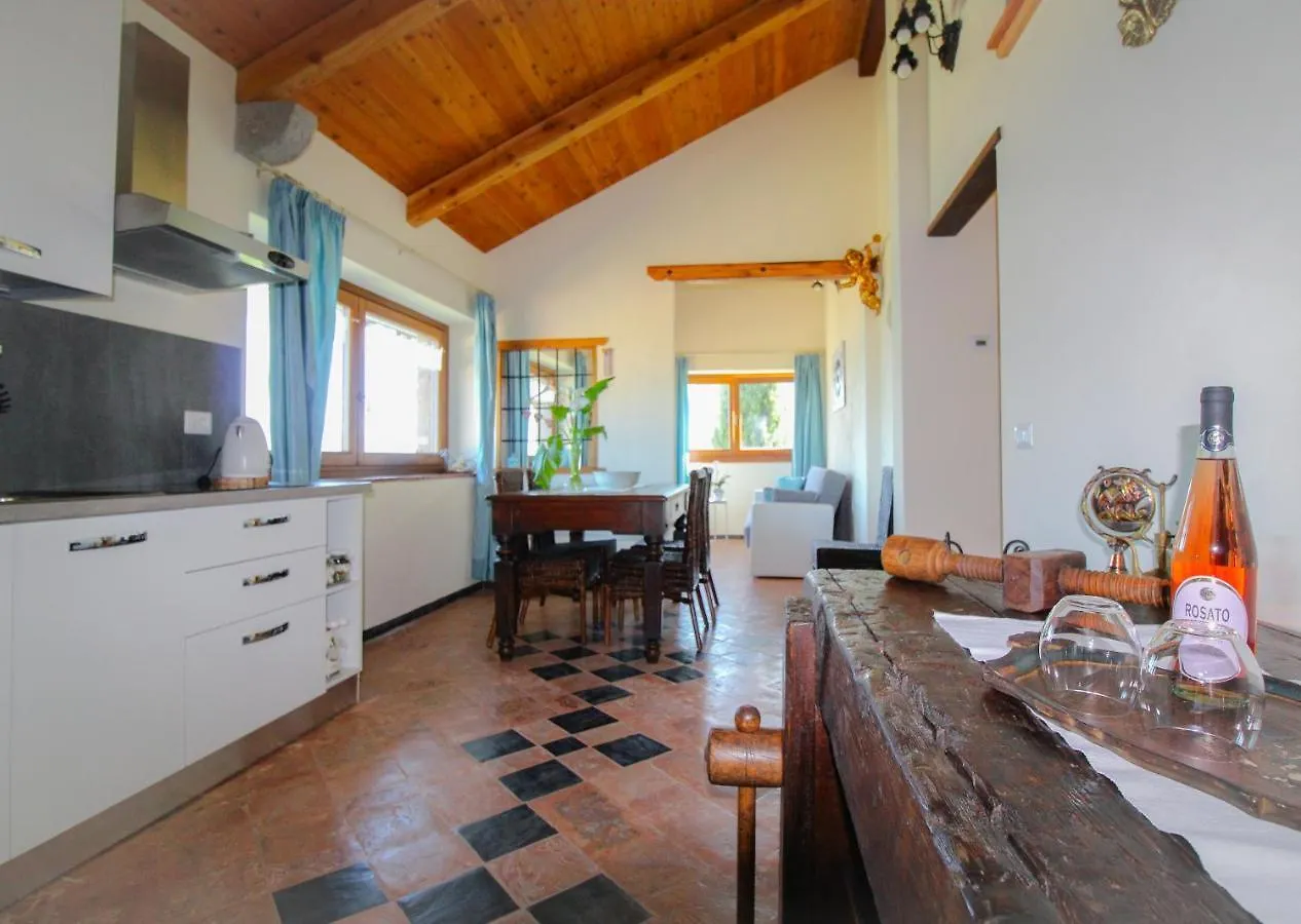 Residenza Castellum Apartment Stazzona Italy